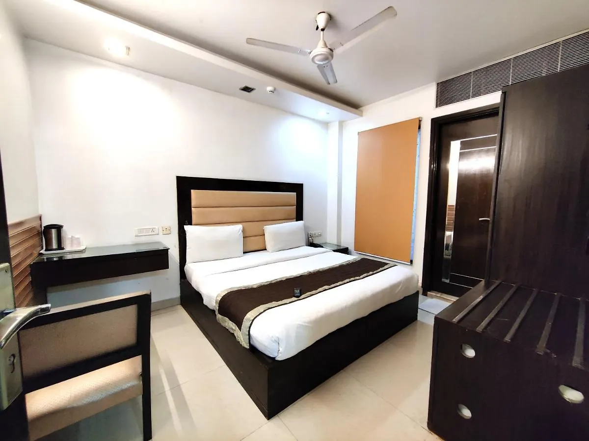 Hotel Delhi Pride, Karol Bagh