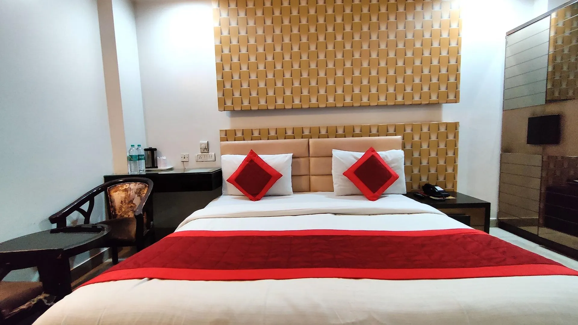 Hotel Delhi Pride, Karol Bagh