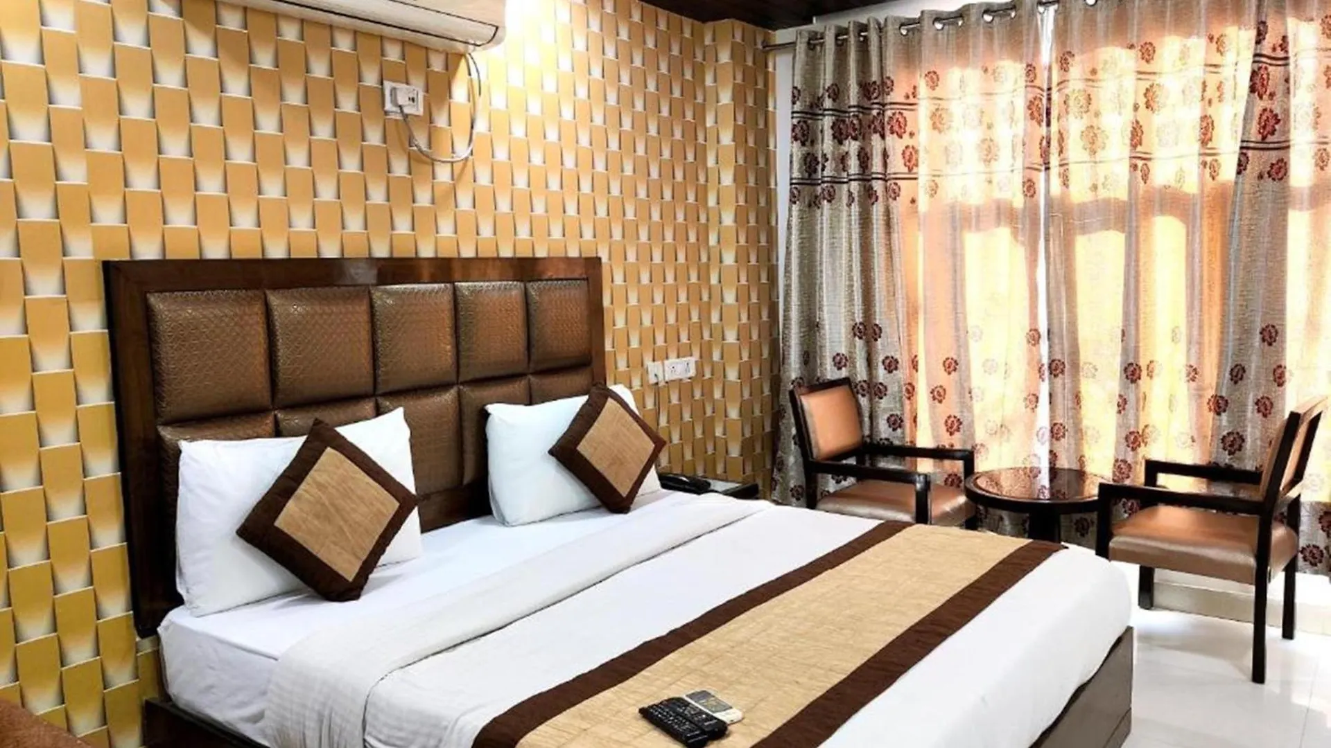 Hotel Delhi Pride, Karol Bagh